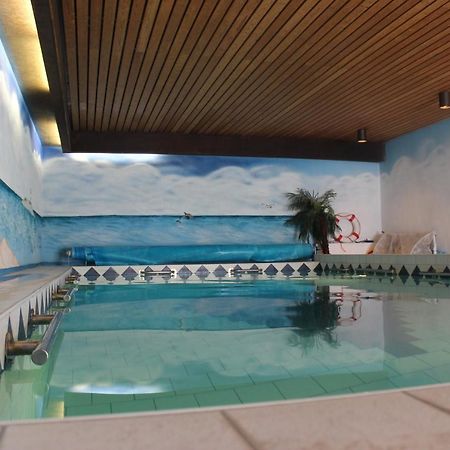Ferienhaus Abbi Mit Schwimmbad Und Fitness Fur 8 Personen, Strand, Norddeich Apartment Hage ภายนอก รูปภาพ